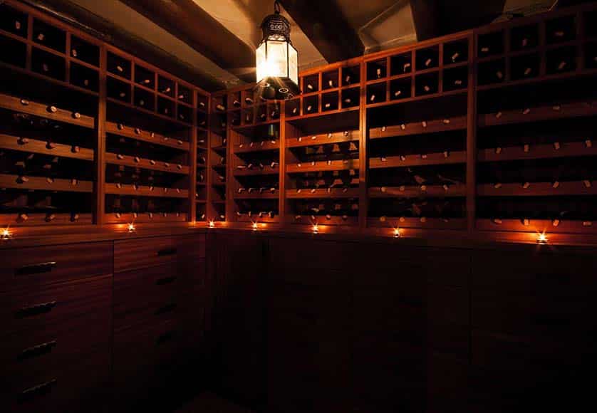 wine-cellar-dark-ageing-bottles-quinta-vales|ageing-wine-home-bottles-cellar-algarve-quinta-vales|wine-cellar-ageing-bottles-quinta-vales|wine-cooler-ageing-storing-quinta-vales