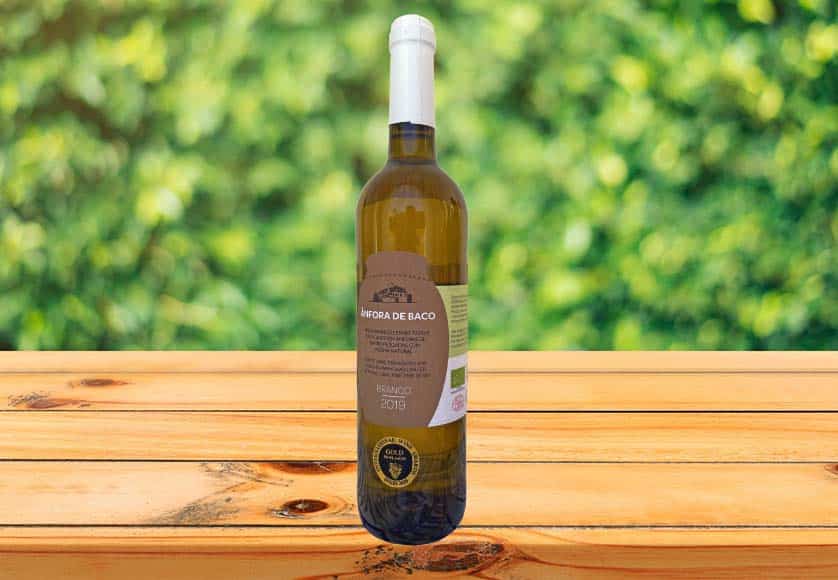 An unusual and interesting organic claypot white