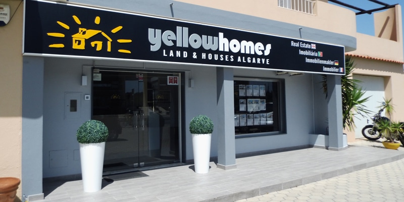 |Yellow Homes modern townhouse at Vale do Lobo for sale for 795000 Euros|Yellow Homes modern villa with stunning sea views in central Algarve for sale for 890000 Euros