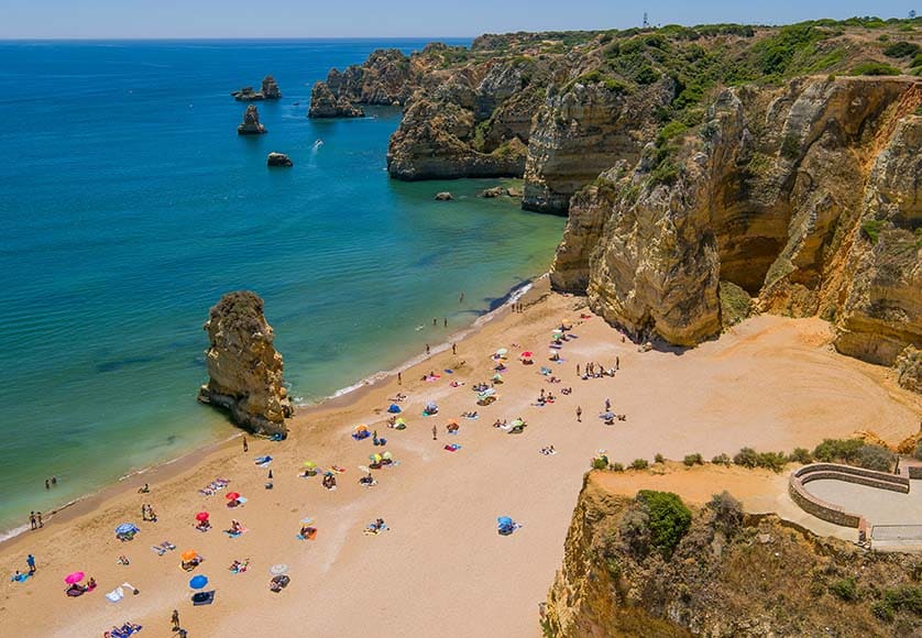 © Algarve Tourism - Lagos|© Algarve Tourism - Ermida de Nossa Senhora da Rocha|© Algarve Tourism - Praia da Falésia|© Algarve Tourism - Vale do Lobo