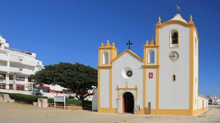 Igreja-da-Nossa-Senhora-da-Luz-860x484|St Vincents recycle sale