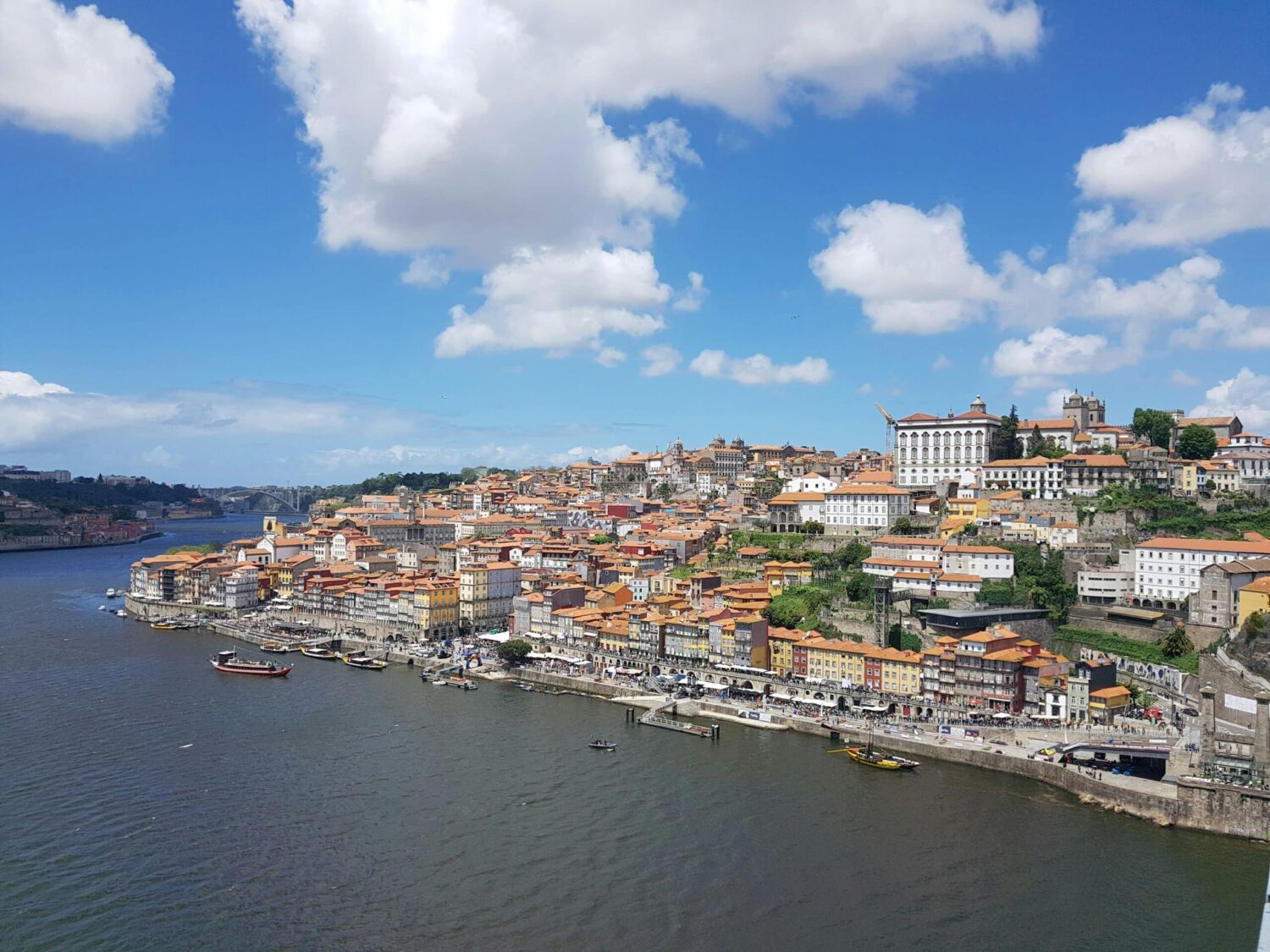 Porto (Evan Verni-Unsplash)