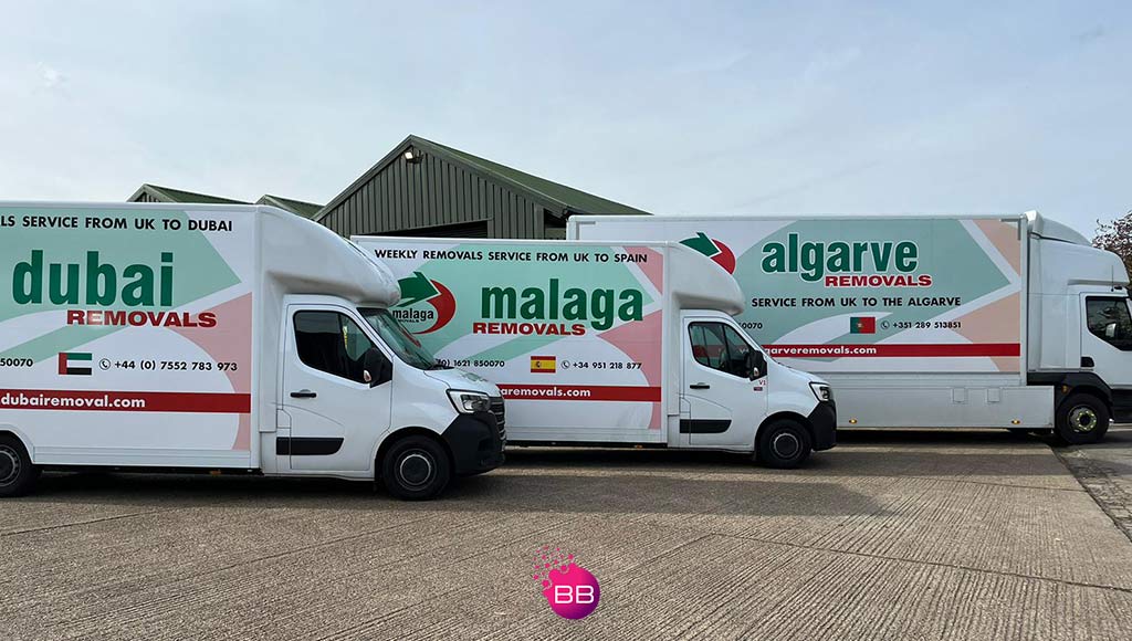 Three vehicles from Algarve Removals they use for client's moving process.