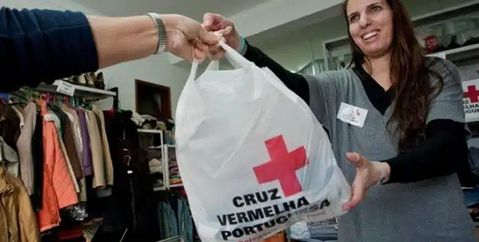 cruz-vermelha-1-696x352