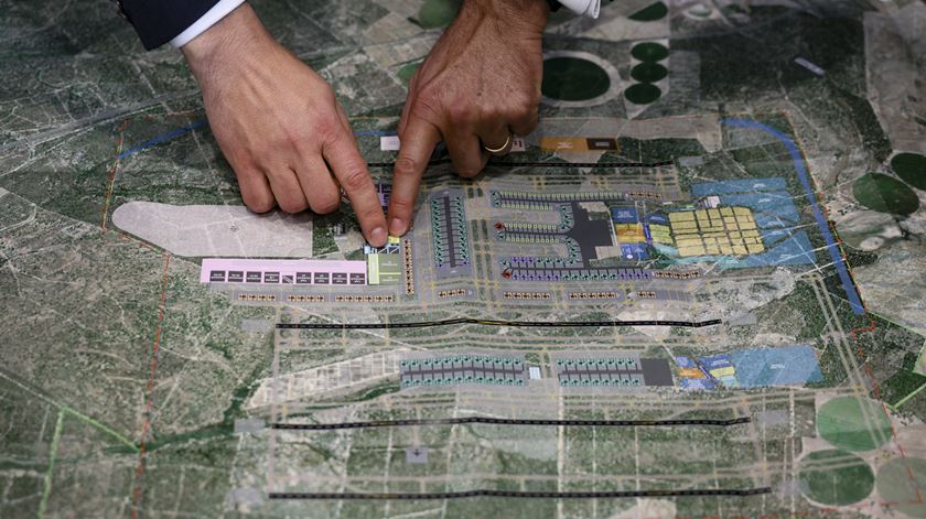 Lisbon’s ‘new airport’: tourism confederation “very, very concerned”