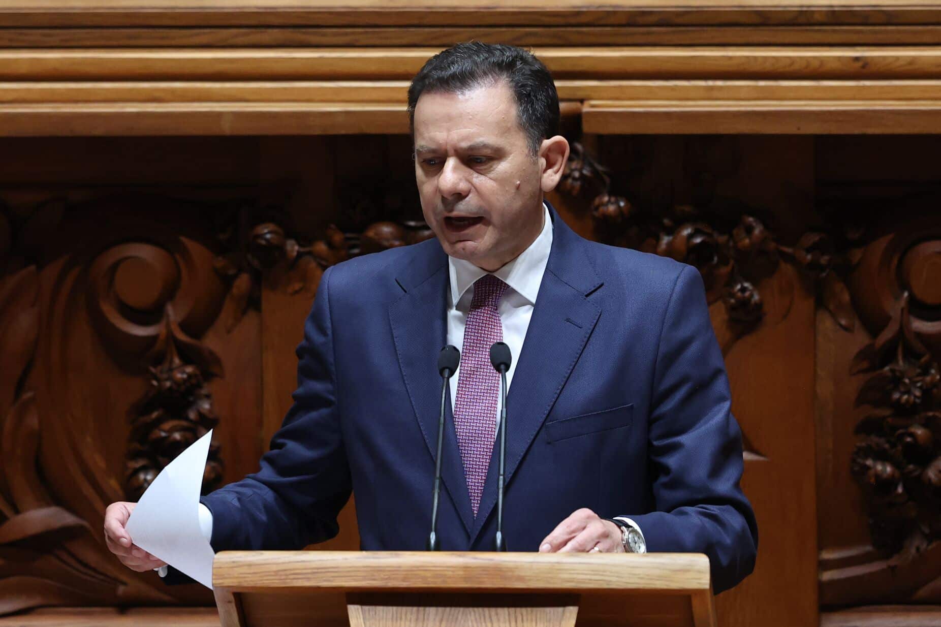 PM Luís Montenegro in parliament today. Image: Manuel de Almeida/ Lusa
