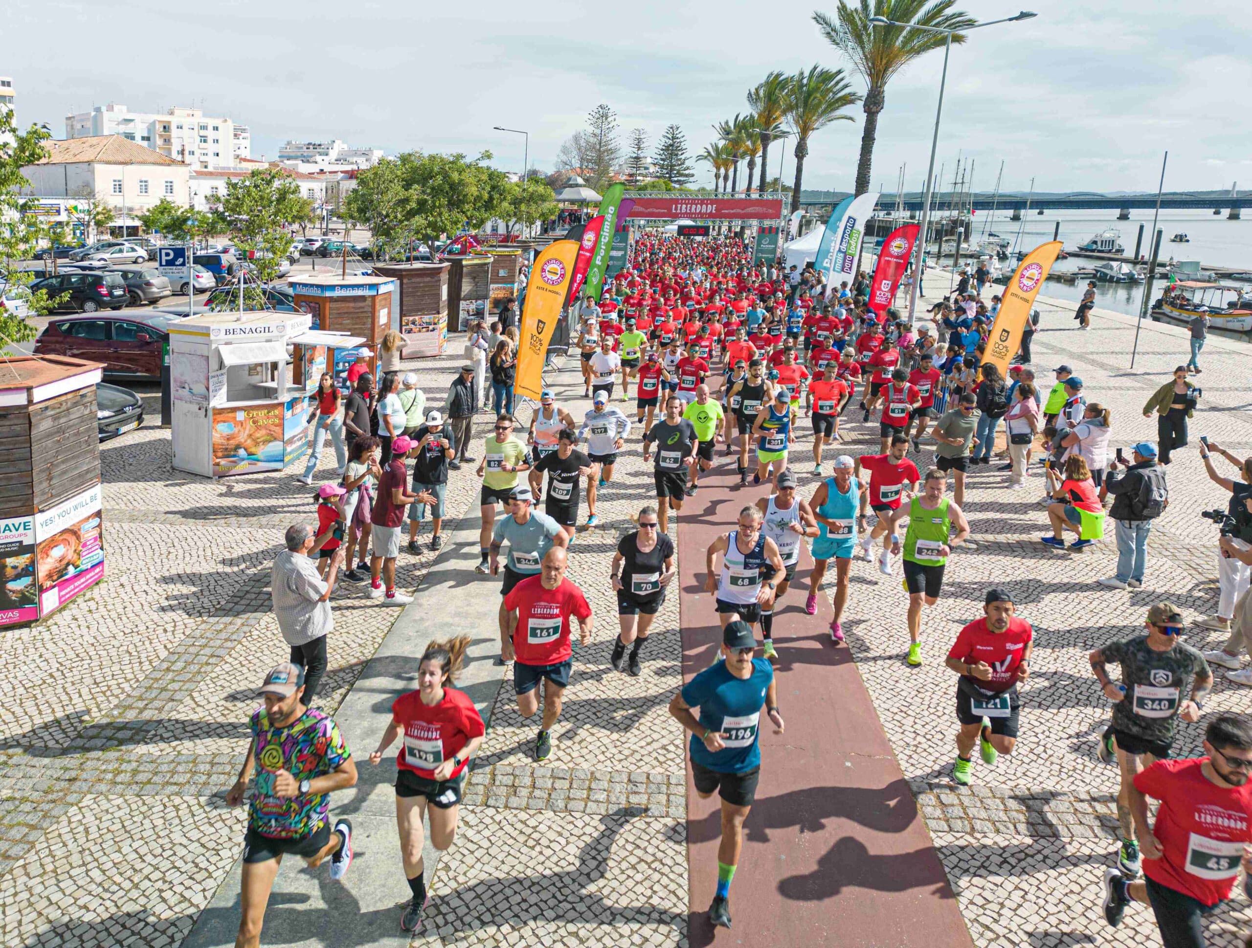Portimão celebrates Carnation Revolution with 'Freedom Race'