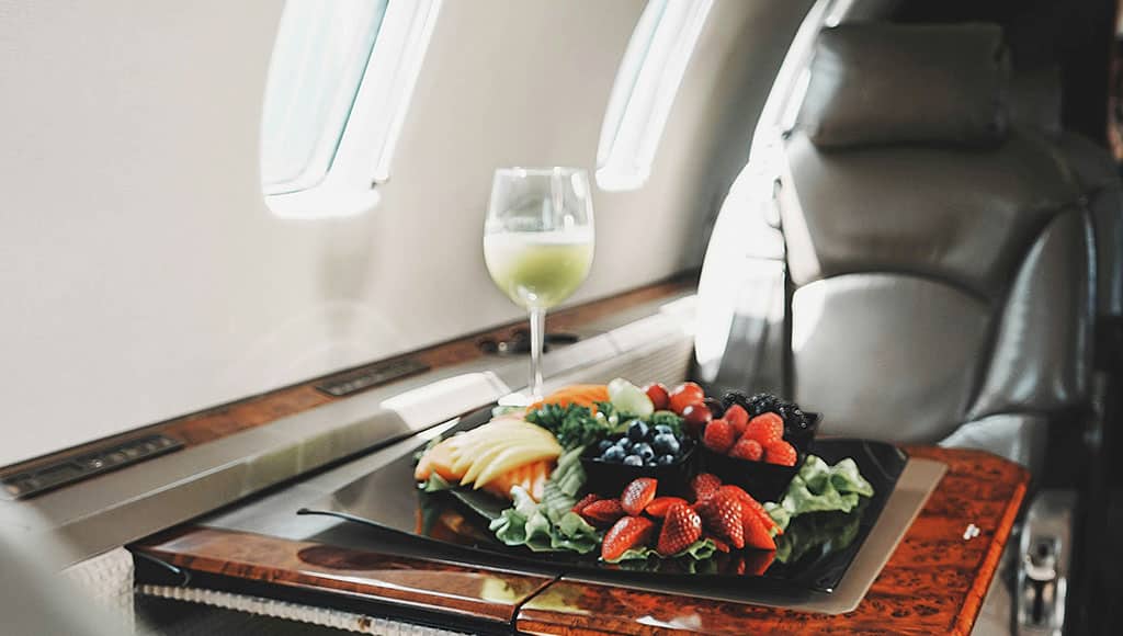 Private jet food (Nahima Aparicio-unsplash)