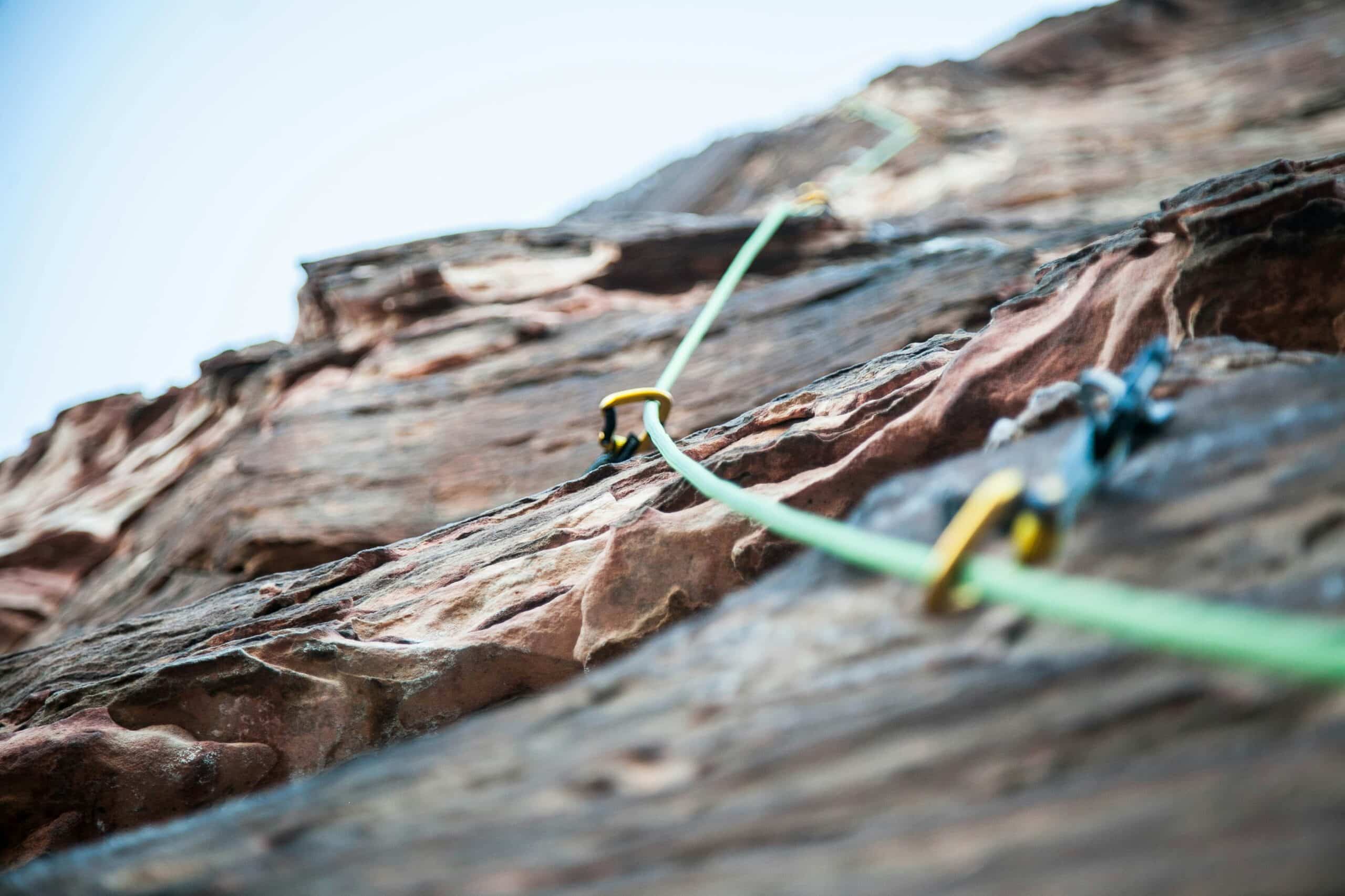 Two Portuguese dead in climbing accident in Spanish mountains
