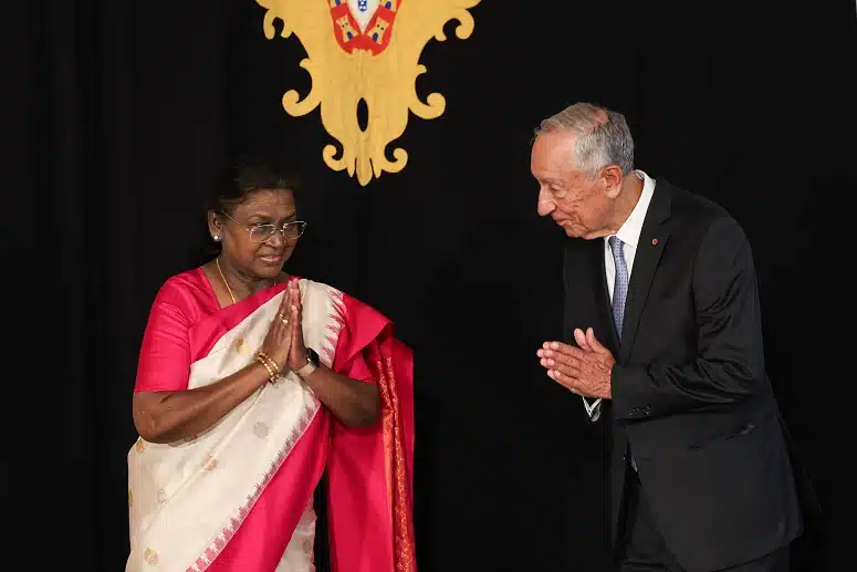 A good time to pray: President of India Draupadi Murmu begins a two-day state visit to Portugal today. Image: André Kosters/ Lusa