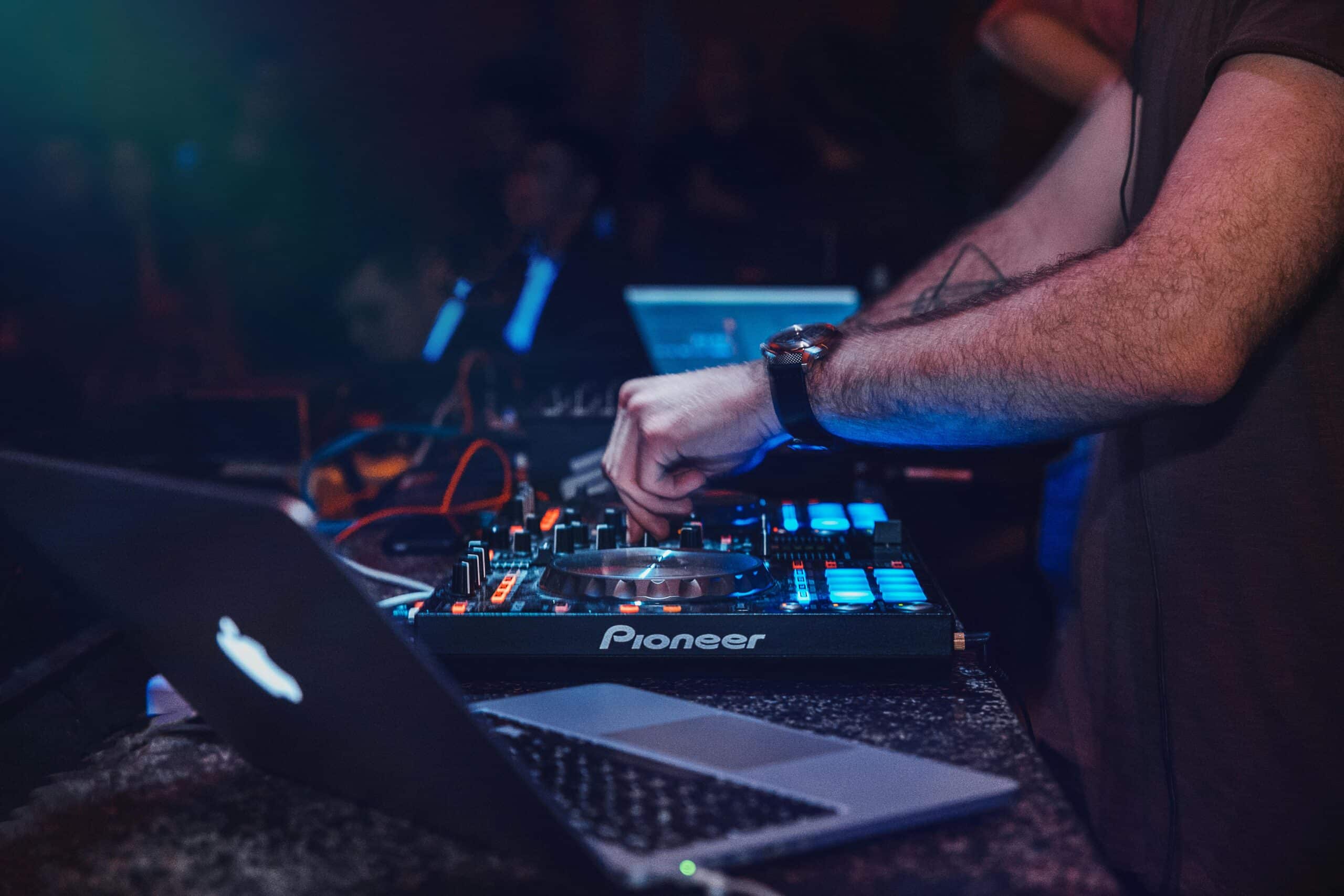 RUÏDO Festival brings three days of electronic music to Faro