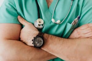 Doctors refuse to take responsibility for failing cancer care in Algarve