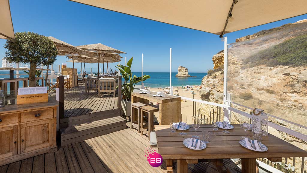 Photo of the terrace entry at Rei das Praias restaurante