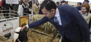 PM makes promises to nation’s farmers