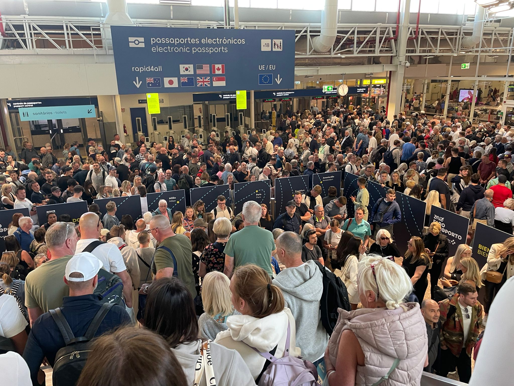 Nightmarish queues continue at Faro Airport as calls for action grow louder