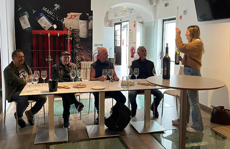 Wine tasting at Margaça winery