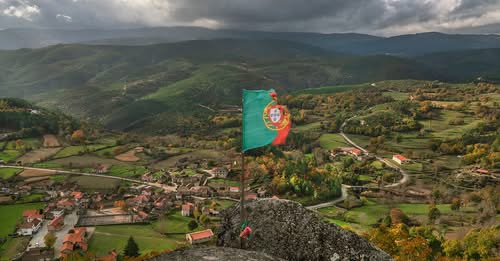 Image from the web page: Save Barroso from Environmental Devastation (https://www.savebarroso.com/?fbclid=IwY2xjawK3iDNleHRuA2FlbQIxMQBicmlkETB1Z2xzQ2poS0hRMHdpem9YAR6M4WiGv5LC2W58PGKsmfOPI4qV-9FrZLpnqh-JVnKpV5Vfll4gT44ZcAcNAQ_aem_1Yiub6K7q7ZBvAa7DUR4eg)