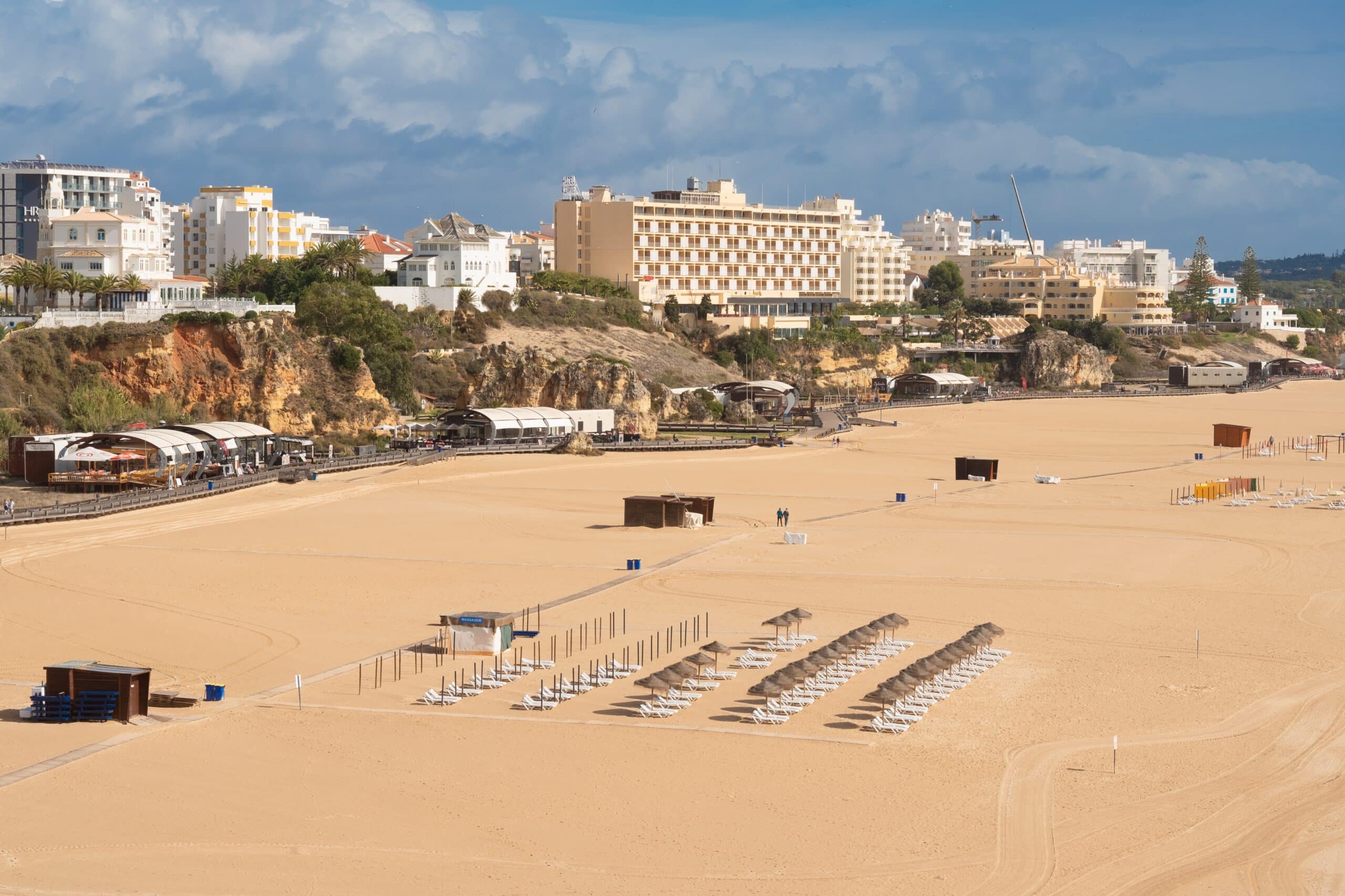Algarve hotels enjoy best May since 2000