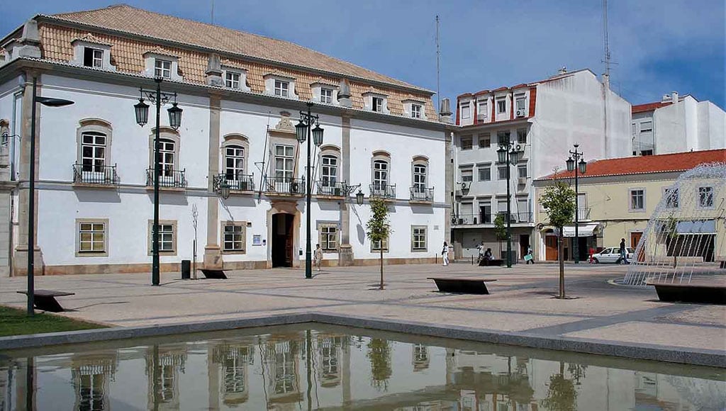 Camara-Municipal-de-Portimao-1