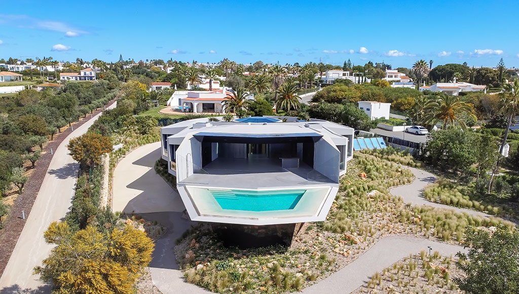 Bespoke Architects win prestigious BIG SEE Award for visionary “Sky Base One”