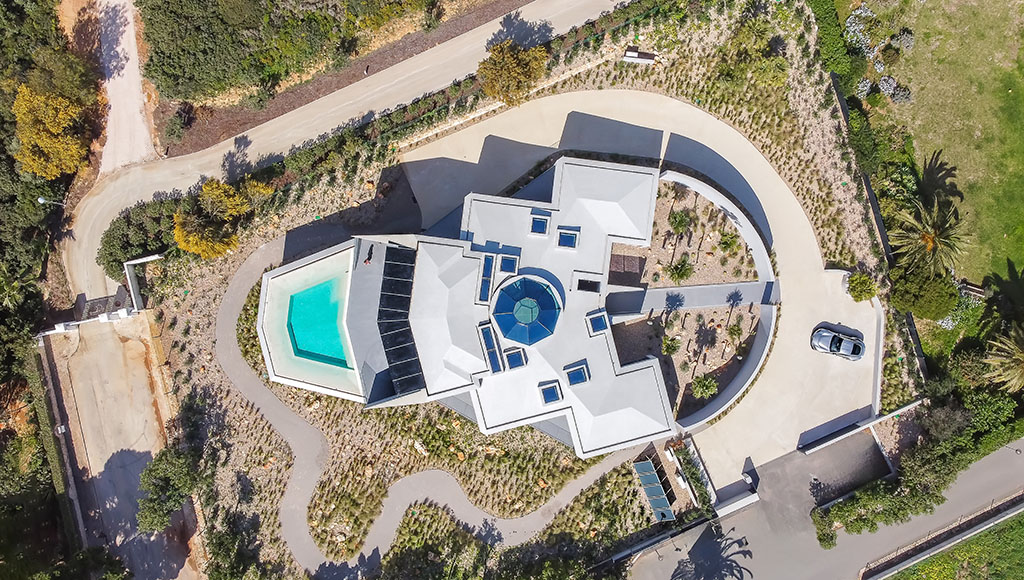 Bespoke Architects win prestigious BIG SEE Award for visionary “Sky Base One”