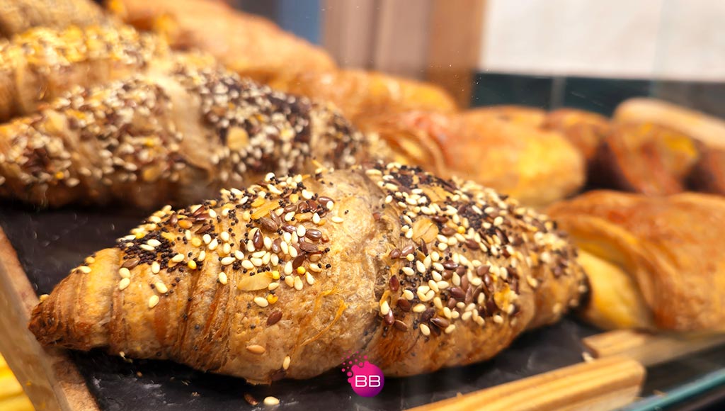 photo of the crossaints with seeds baked at Lagos Intermarché