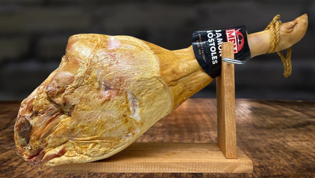 Photo of the Móstoles smoked pork leg sold at the Lagos Intermarché
