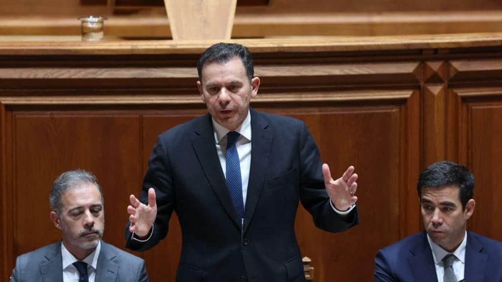 PM to face criticism today in parliament. Image: Lusa