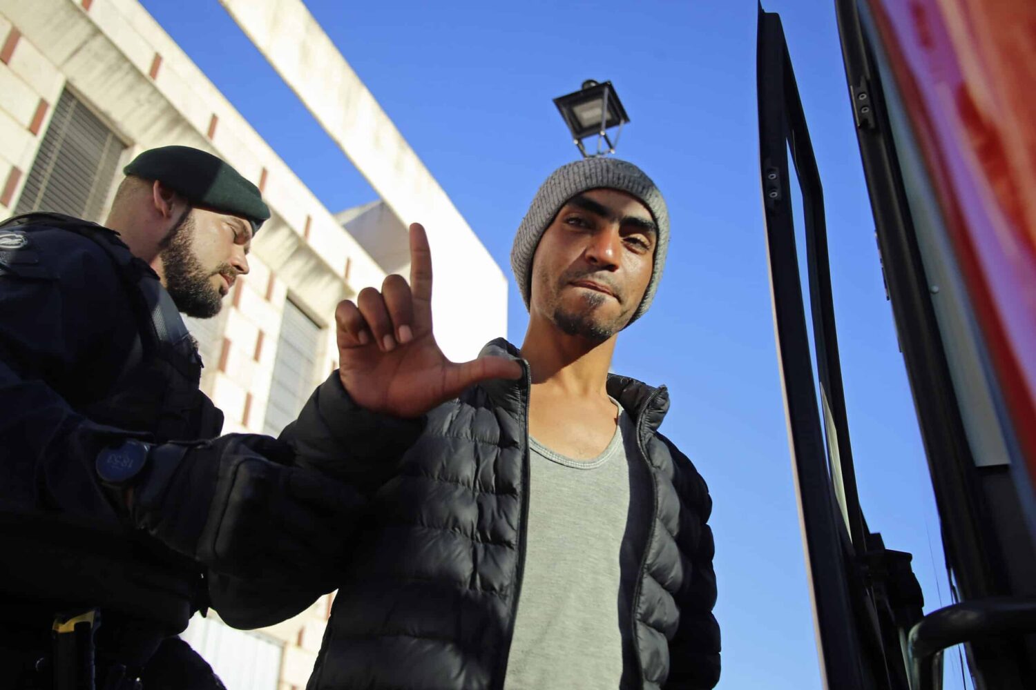 Migrants who arrived by boat at Vila do Bispo’s Boca do Rio - Photo: João Matos/Lusa
