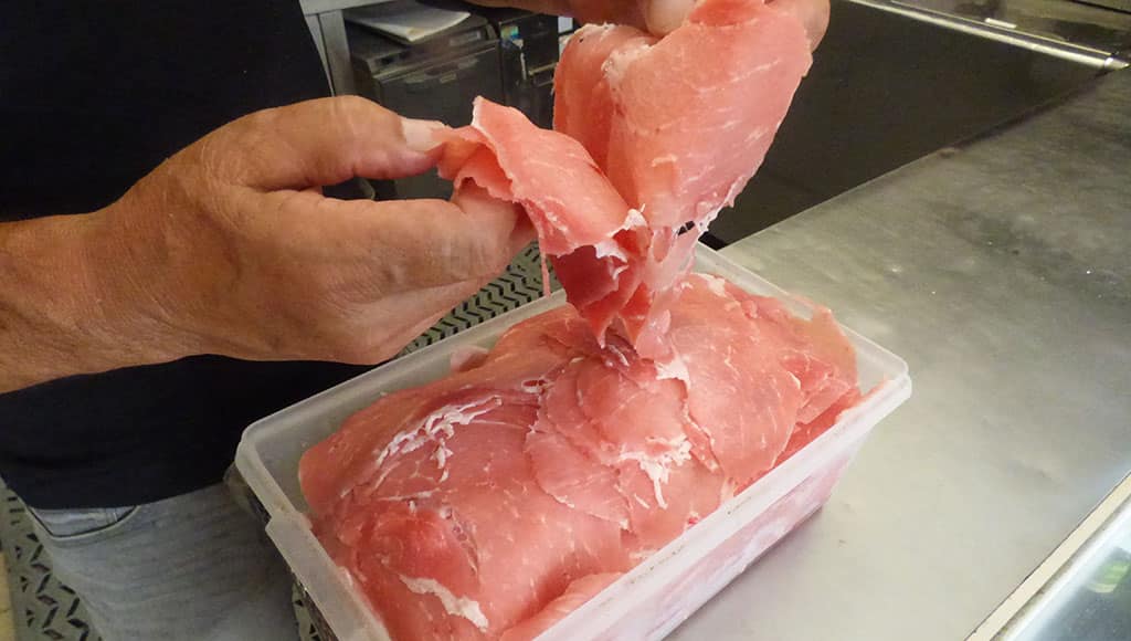 Beautifully thin slices of bifana meat