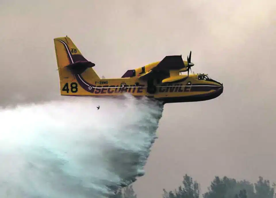 Here comes the cavalry... four European Canadair on way to burning Portugal