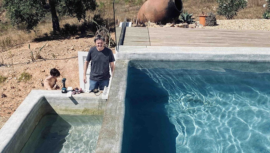 Ultra-tech: John Archer installing our ultrasound sensor in the infinity pool