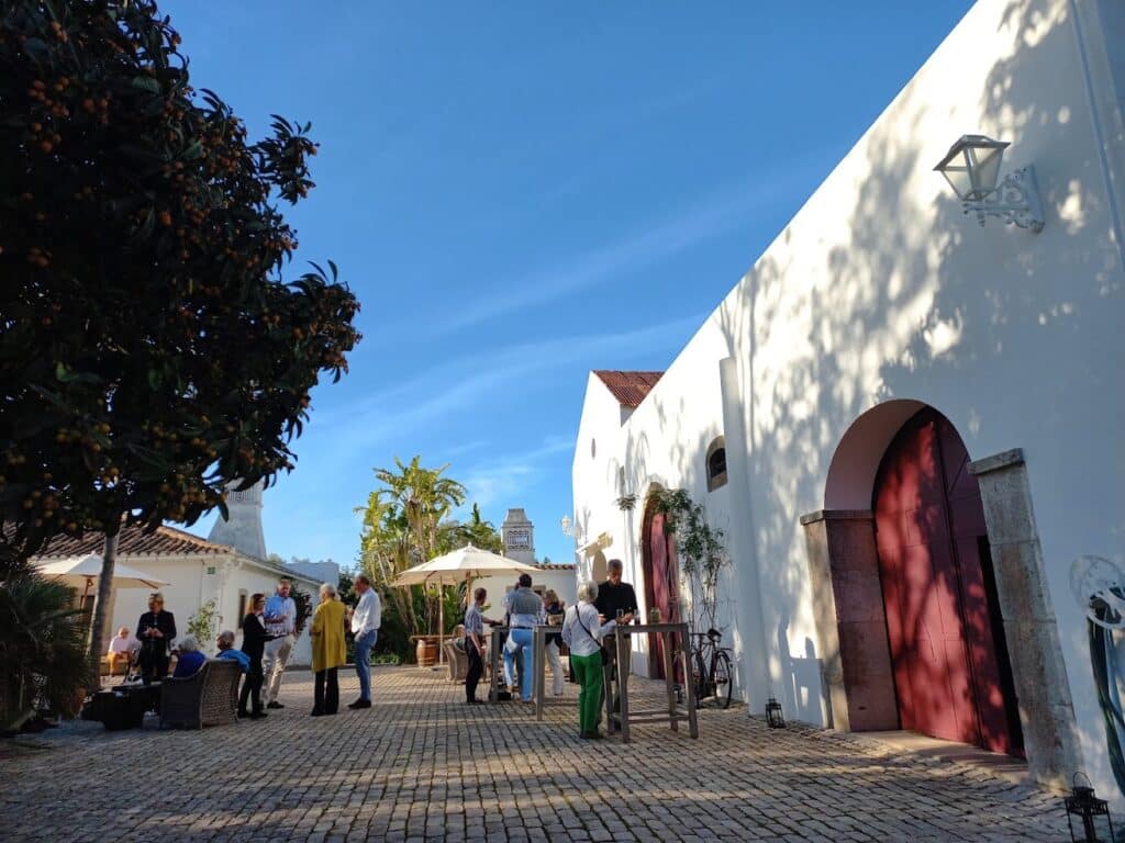 Os Agostos before the concert