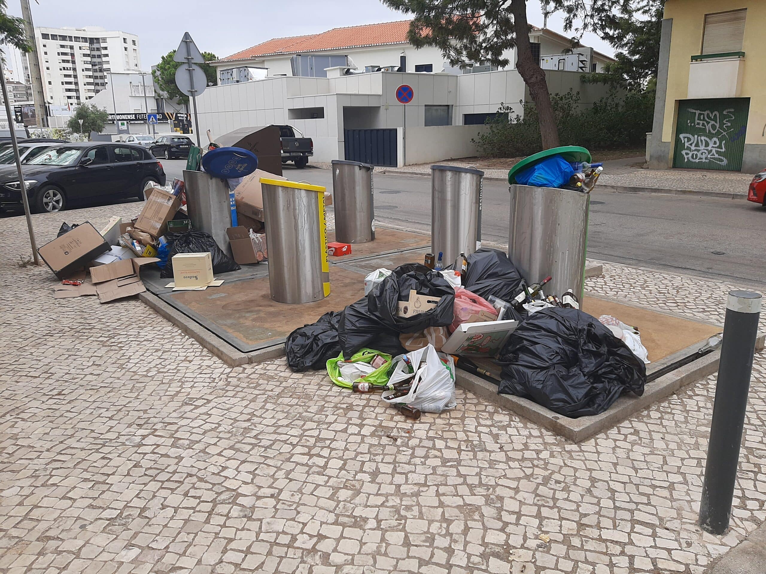Tourism pushes Algarve’s recycling system to the limit