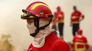 Rain helps firefighters dominate Seia wildfire