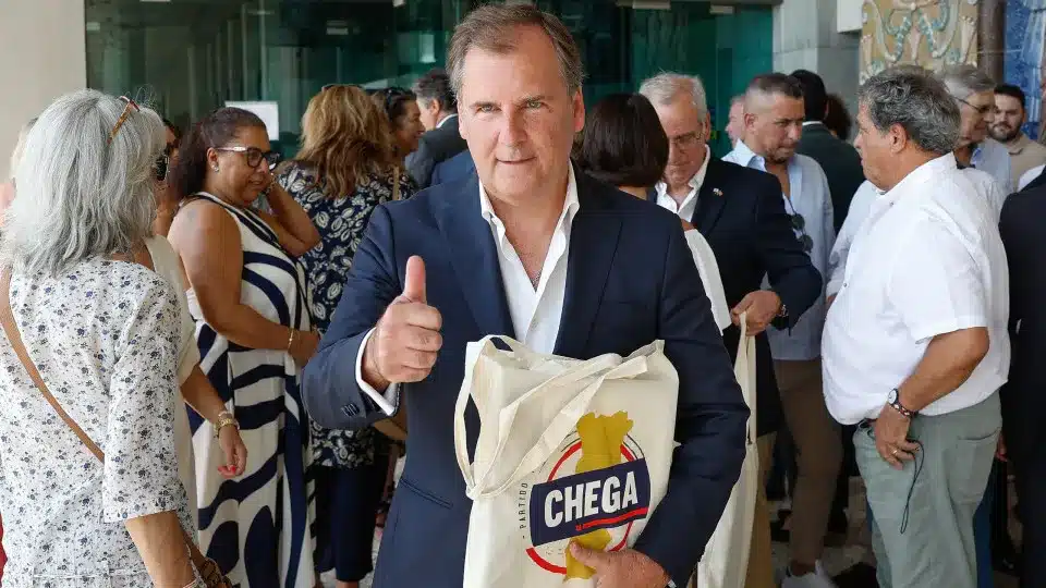 CHEGA's Bruno Mascarenhas has presented a motion of censure against Lisbon City Council over Wednesday tragedy. Image: António Pedro Santos/ Lusa