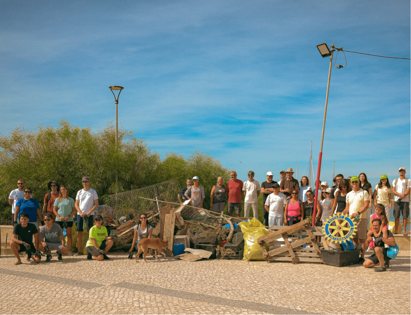 Nearly two tonnes of rubbish cleared from Alvor riverfront