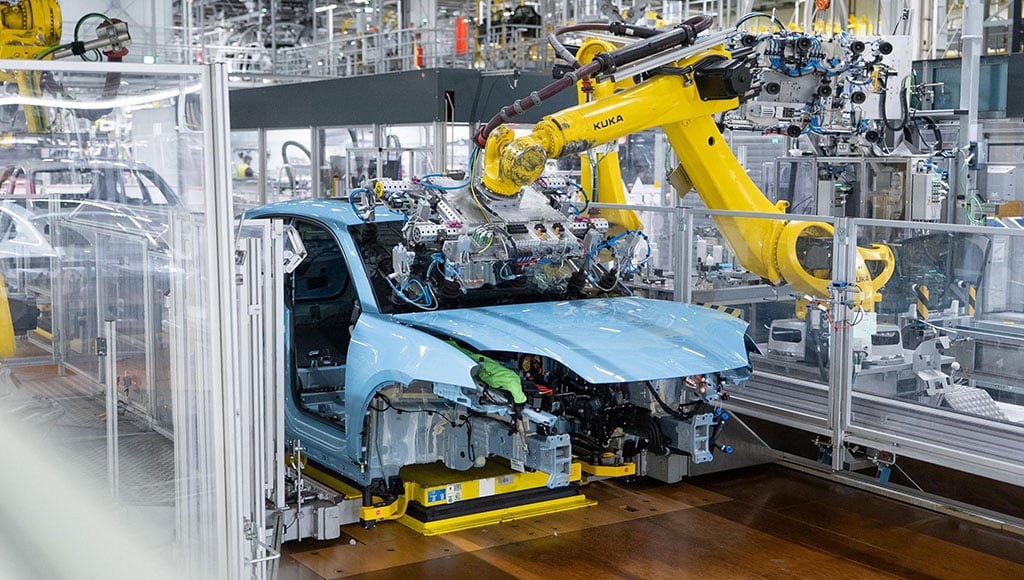 Electric Macan replaced petrol Macan, but the comeback is underway