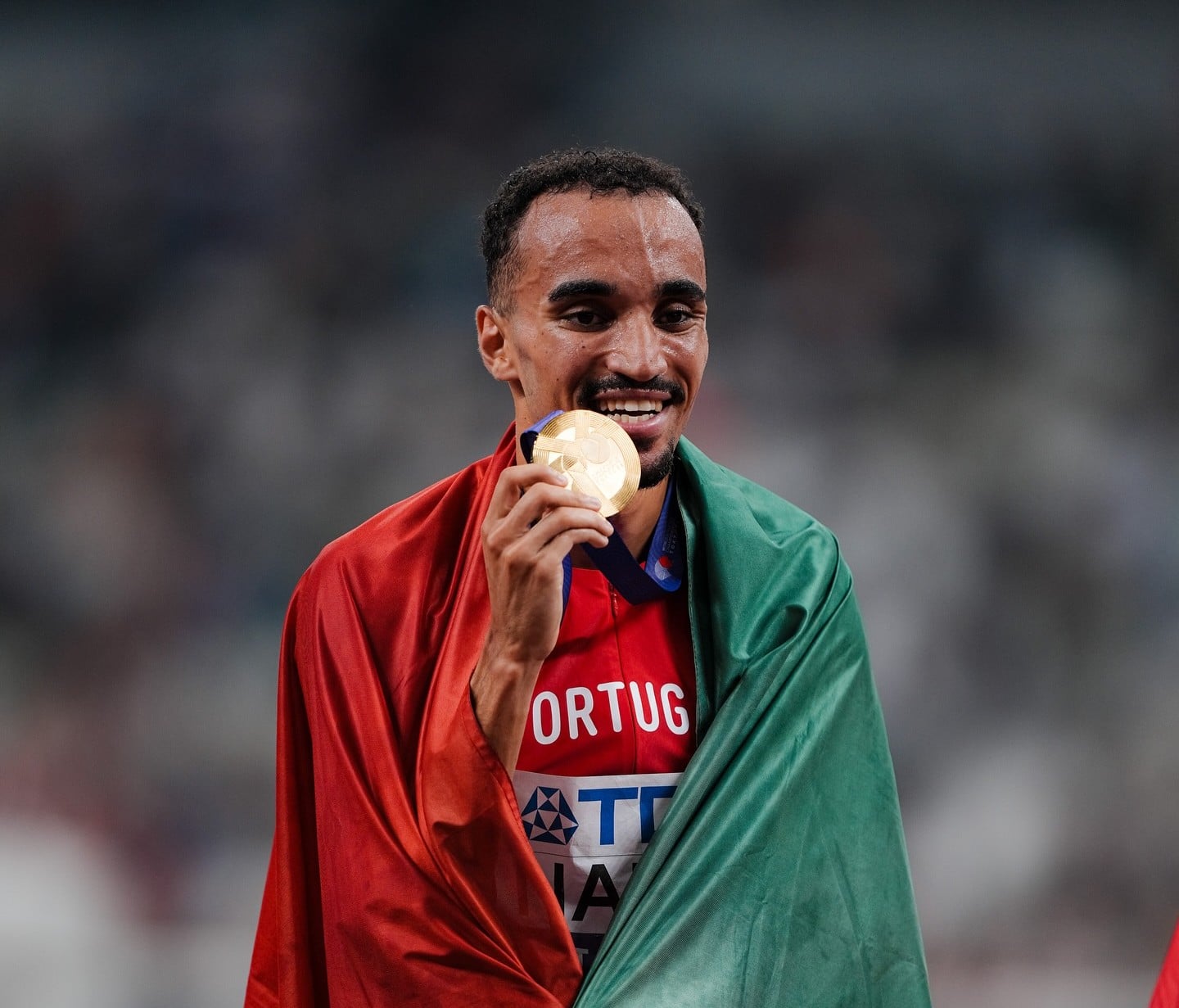 Algarve's Isaac Nader is new 1,500m world champion!