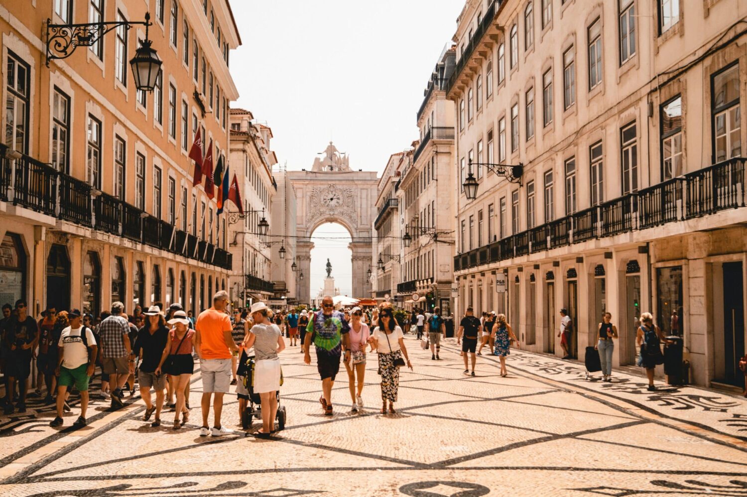 Lisbon’s Rua Augusta - Photo: Louis Droege/Unsplash
