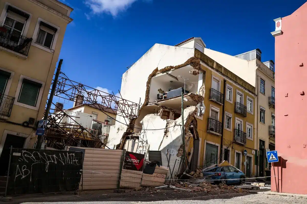 Don’t look now, but … the wall’s just given way!