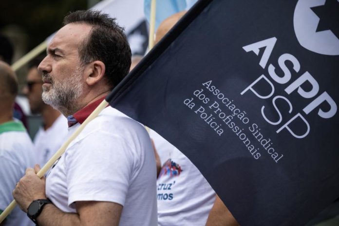 Police syndicate unimpressed by increases in personnel expenditure written into State Budget