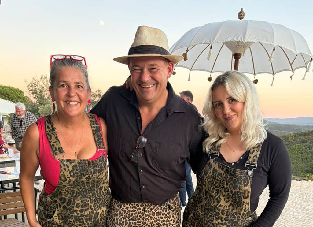 Lynx? Ana, Al and Oda went team leopard for cocktail hour