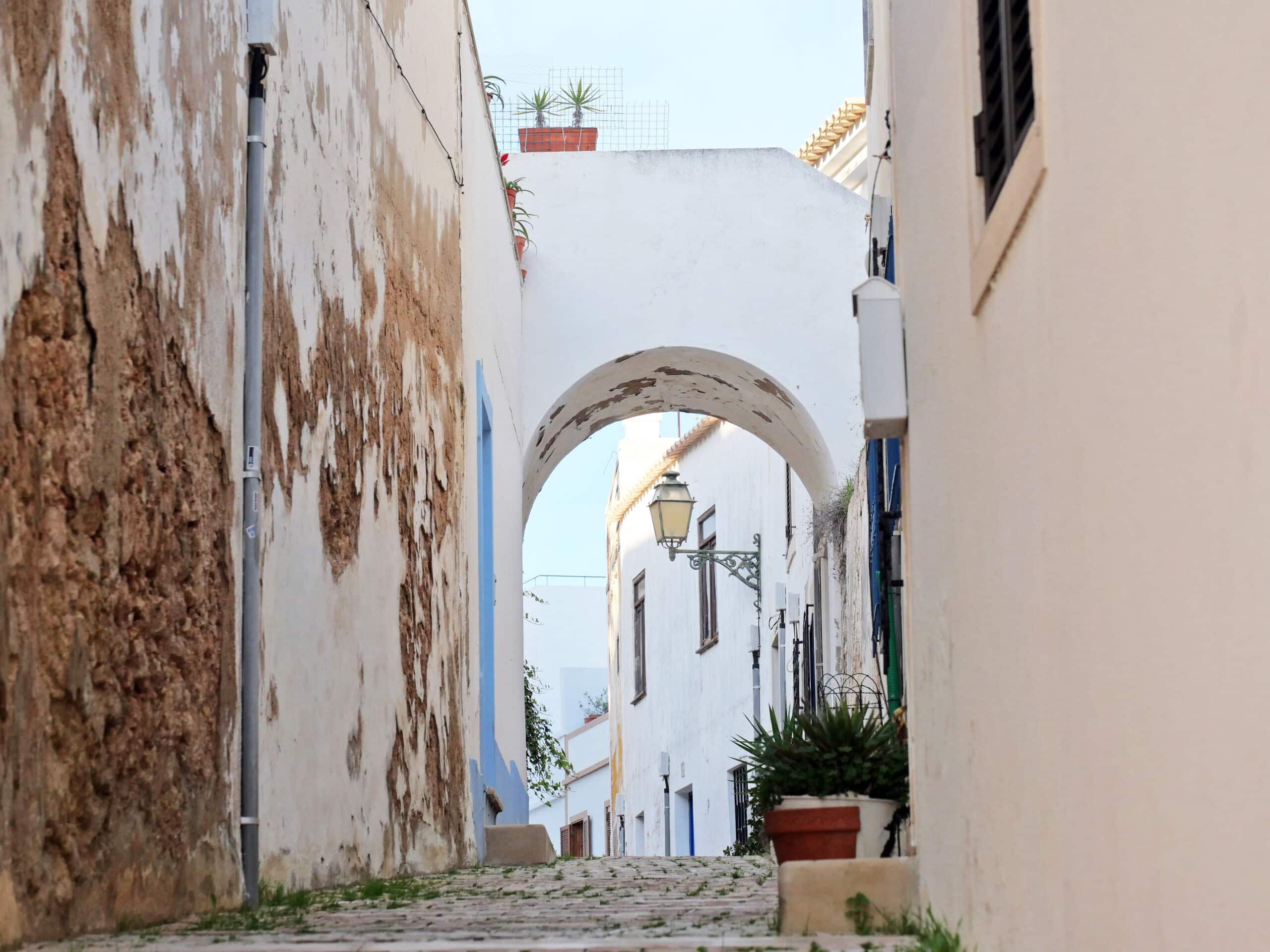 Albufeira brings back free guided tour of old town