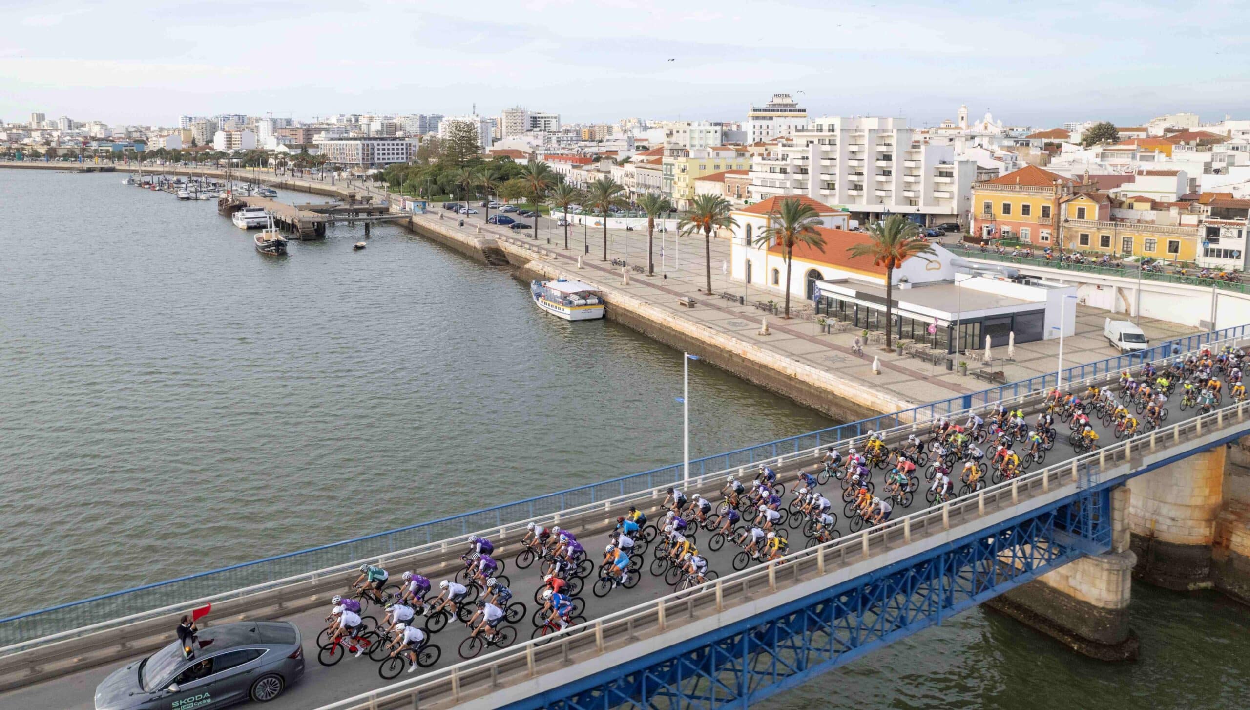 Granfondo by Škoda brings 1,500 cyclists to Portimão