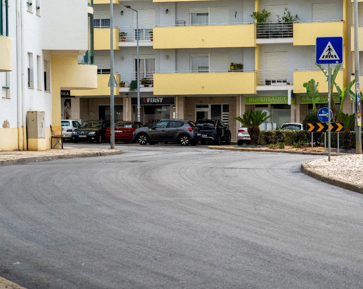 Lagoa ploughs €1 million into repaving roads