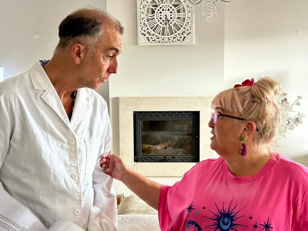 Paul and Maria getting into their characters