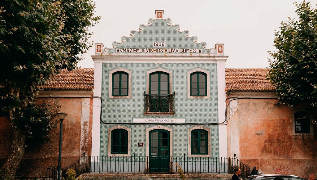 Viúva Gomes, Colares