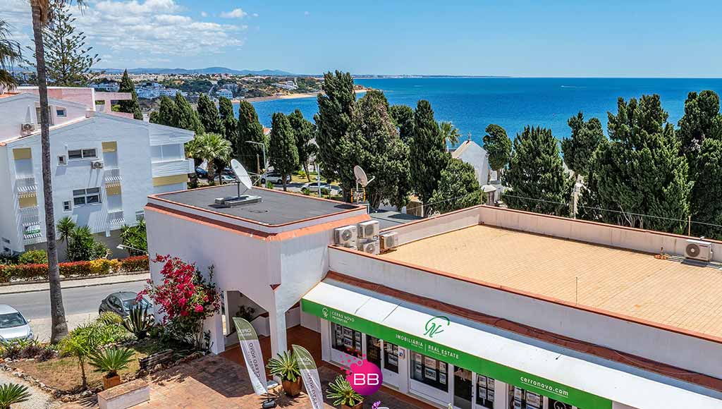 Aerial photo of real estate agency Cerro Novo in Albufeira