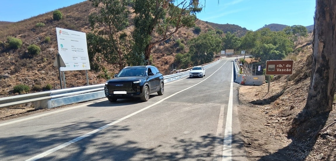 Bridge linking Alentejo to Algarve reopens after year-long closure